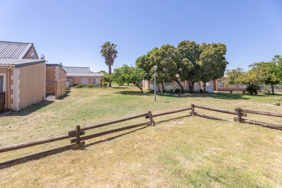 2 Bedroom Property for Sale in Table View Western Cape